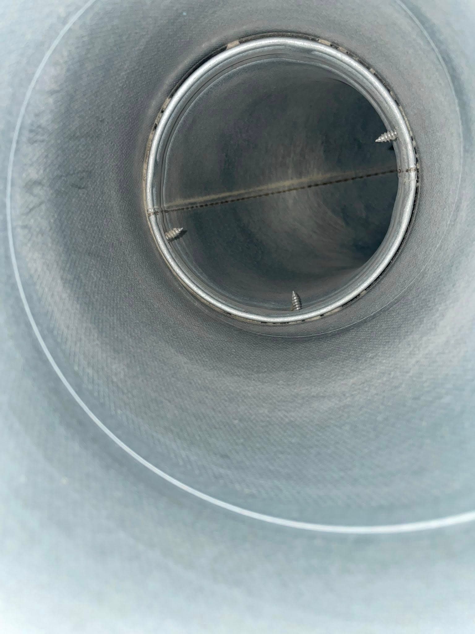 Ventilasjonskanal etter rens – helt ren